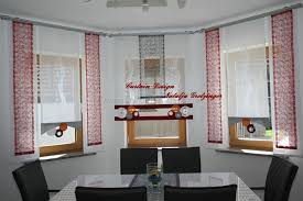 Esszimmer Schiebevorhange In Eckform Mit Kreis Bogen Elementen Http Www Gardinen De Gardinen Wohnzimmer Modern Einrichtungsstil Scheibengardinen Wohnzimmer