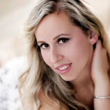 Marina Devine's Instagram, Twitter & Facebook