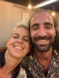 Alex Serra Music és connexió, magnetisme, terra i amor i el segon convidat  confirmat pel concert a Barcelona el 15/11!!! L'Álex va gravar la veu  d'ESTAT SALVATGE al disc i serà un