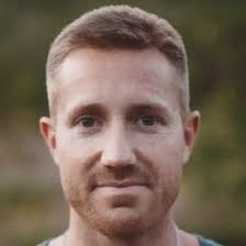 Beyond Longevity: A Proven Plan For Healing Faster, Feeling Better, And  Thriving at Any Age