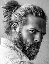 Coiffures18 Com Cheveux Long Homme Homme Plus Age Chignon Pour Homme