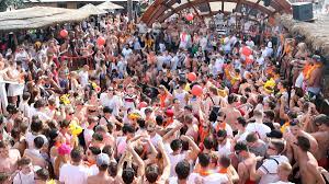 Saturday september 04, 2021 kölsch zrce beach, novalja sunday september 05, 2021 gorgon city, mk, camelphat, and skream hideout festival 2021, pag tuesday june 07, 2022 mike williams, le shuuk, vol2cat, and fabian farell beach bites beach 2022, novalja Corona Alarm Nach Festival In Kroatien Hunderte Osterreicher Positiv Kontrollen In Der Kritik Welt
