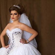 تصف حي بالصور أجمل مكياج عروس خليجي فخم 2015 Wedding Dresses Princess Wedding Dresses Wedding Dresses
