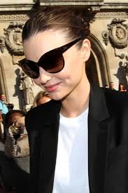 Photos : Miranda Kerr : la belle Australienne continue de faire sensation à  Paris !