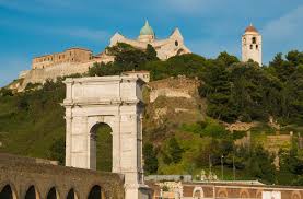 Our top picks lowest price first star rating and price top reviewed. Uferausfluge In Ancona Reisefuhrer Von Ancona Italien