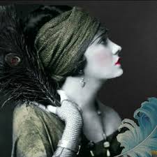 Vintage Sculptural Resin Wahine Maori Head, Allan Davey Art