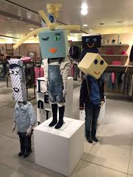 Kids Playing With Foam De Bijenkorf Amsterdam Store Window Displays Store Design Kids Store