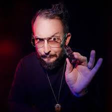 A Book About a Bear That Comes to Life