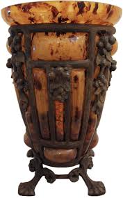 Vase Daum Nancy Et Louis Majorelle Spectaculaire Vase En Verre Souffle Orange Et Brun Avec Des Inclusions De Feuilles Metallique Glass Blowing Vase Glass Vase