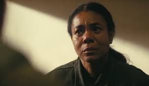 Regina Hall we are getting you that Oscar nomination one way or the other  Unpopular opinion but it shouldn't take a gritty/dramatic role for people  to start considering actors worthy of an