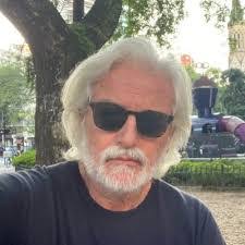 Daniel Feuer's Instagram, Twitter & Facebook