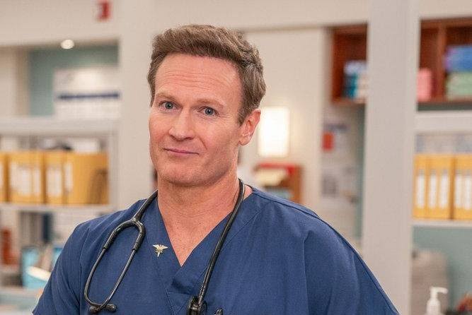 St. Denis' star Josh Lawson: 'You want a surgeon to be cocky' - UPI.com