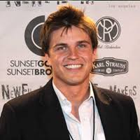 Signup for AskSunday Dedicated Assistant Service