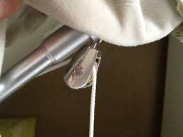 Certains modèles de rideaux à commande électrique fonctionnent et opèrent sous une tension de 24 volts. Epingle Sur Deco