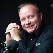 Want to Build an Online Community? Lessons from Ed Nusbaum, the Co-Founder  of Startup Club, and the Unofficial Mayor of Clubhouse