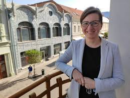 Ioana mihaila is 55 years old and was born on 07/24/1965. Interviu Ioana MihÄƒilÄƒ In Loc De Pasaje È™i Drumuri Vrea O FlotÄƒ ModernÄƒ Otl Bihon