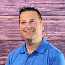 Success Habits of Super Achievers: Wilson, Kyle, Brown, Les, Hardy, Darren,  Tracy, Brian, Collen, Phil, Waitley, Denis, Septien, Linda, Ziglar, Tom,  Assaraf, John, Zlevor, Greg: 9781735742809: Amazon.com: Books