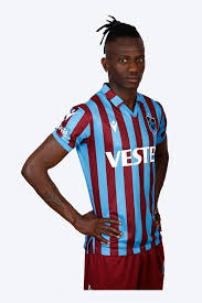 Formed in 1967 through a merger of several local clubs, the men's football team has won seven süper lig championship titles. Trabzonspor 2021 2022 Yeni Sezon Forma Macron Bordo Mavi Cubuklu Fiyati Yorumlari Trendyol