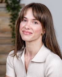 Carly Rizzo's Instagram, Twitter & Facebook