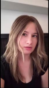 Video of A Guy Singing A Gypsy Song Hitting His Stomach As Drums