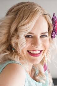 Kristin Eggers's Instagram, Twitter & Facebook