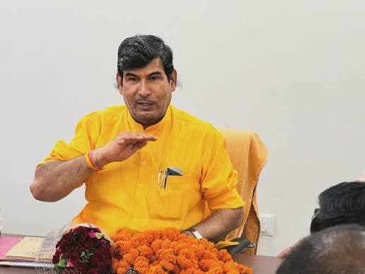 जनपद_आजमगढ़ में शिक्षक प्रकोष्ठ भाजपा के कार्यकर्तागणों एवं शिक्षकों से  भेंट कर प्रकोष्ठ के आगामी कार्यक्रमों एवं योजनाओं पर चर्चा ...