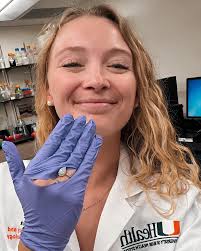 My last week in Miami ❤️ *warning things are about to get emotional* How do  you sum up friendships you made in four years into a post 🥹 my Miami  family. Truly