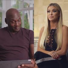 How Dennis Rodmans Ex Carmen Electra is Helping PornHub Users Get Off  Stress During The RONA Thanks to Her Appearance on The Last Dance; Twitter  Reacts As You Would Expect (Vids-Tweets) - HD phone wallpaper