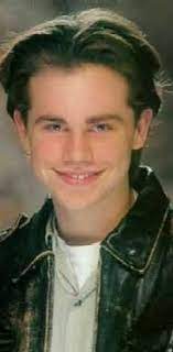 15 Super Easy Halloween Costumes For You And Your Girlfriend Rider Strong Boy Meets World Shawn Boy Meets World