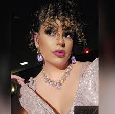 Cinnamon Johnson's Instagram, Twitter & Facebook