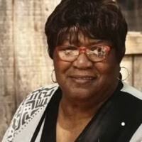 Esther Rollins's Instagram, Twitter & Facebook