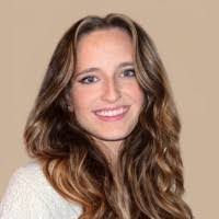 Gail Cruise's Instagram, Twitter & Facebook