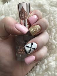 Black And Gold Glitter Toe Nails Pink With Gold Glitter And Black Arrow Acrylic Gel Nail Design Arrow Nails Nails Gold Nails