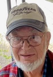 Everett Madden's Instagram, Twitter & Facebook