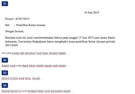 Surat pribadi yang dibuat dari seseorang untuk orang lain, misalnya surat bertukar kabar kepada kerabat. Contoh Soal Menyunting Surat Resmi Ilmusosial Id