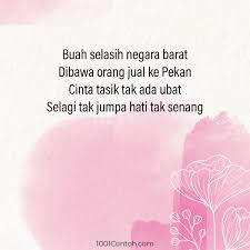 Hati pasti merasa tenang, bila cintamu cinta sejati. Pantun Cinta Melayu Sweet Archives 1001 Contoh