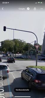 Werden sie vom ampelblitzer geblitzt, wenn sie die kreuzung bei rot überfahren, drohen punkte und fahrverbot. Ampelblitzer Also Rotlicht Auto Und Motorrad Blitzer