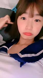 纯欲少女天花板呜崽酱反差喷水女王[4v2.23G] - 丝丝网