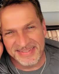 Darrell Sexton's Instagram, Twitter & Facebook