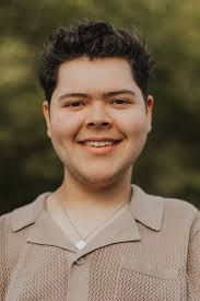 Senior guy model call for class of 2026