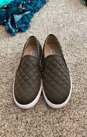 Olive Green Steve Madden Slip On Shoes Never Worn Steve Madden Style Slip On Shoes Slip On Sneaker