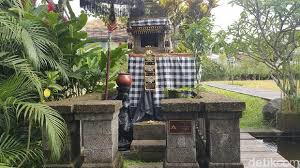 Ini Lho Arti Kain Hitam Putih Dan Kain Kuning Di Bali