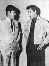 石原裕次郎とエルビスプレスリー ロックンロール エルヴィスプレスリー 近代史