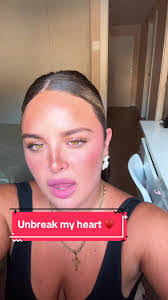 Julie Mccants's Instagram, Twitter & Facebook