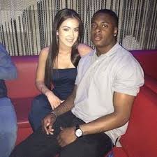 In a tweet on monday morning, packers wide receiver davante adams said that he would not be playing against the falcons on monday night. Davante Adams Wife Devanne Villarreal Bio Wiki Green Bay Packers Clothing Green Bay Packers Players Nfl Wives