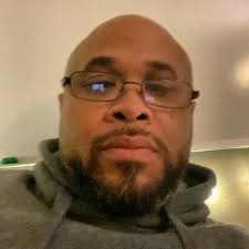 Desmond L Dailey (@desmonddailey) • Instagram photos and videos