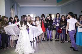 Get closer to analhub.ru naked-girl-voyeur their world.