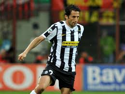 Suarez bites him in the world cup 2014. Salihamidzic Analysiert Bayerns Champions League Gegner Juventus Turin Fc Bayern