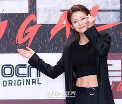 .chajooyoung #정혜인 #junghyein #김창완 #kimchangwan #dramafeverlatino #asiandrama 강혜정 #kanghyejung #이원근 #leewongeun #차주영 #chajooyoung #정혜인 #junghyein. í¬í†  ì •í˜œì¸ ì•¡ì…˜ì˜ ë¹„ê²°ì€ íƒ„íƒ„ ë³µê·¼ ì¤'ì•™ì¼ë³´