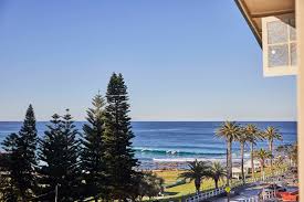 Get the latest bronte beach surf report including local surf height, swell period, wind and tide charts. Bronte Beach Views The Scout Group